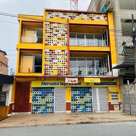 דירות Guatapé Apartamento The Colors מראה חיצוני תמונה